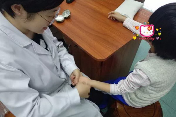 3岁多女孩反复咳嗽近一年，中医特色疗法“终结”其疾病！